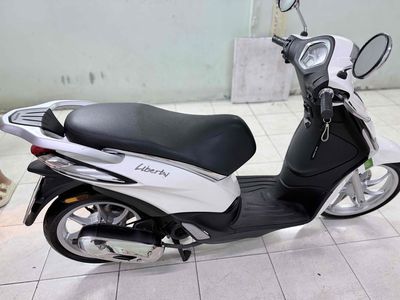 Piaggio Liberty 50cc i-Get 2021 Trắng