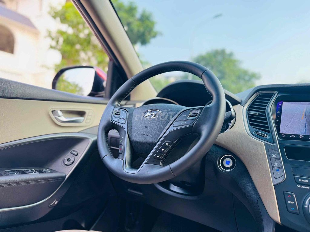 Hyundai SantaFe Premium 2.2D 4x4 sản xuất 2018. Mua bán Ô tô tại Quận Hà Đông Hà Nội được đăng bởi A Huan  hình 11