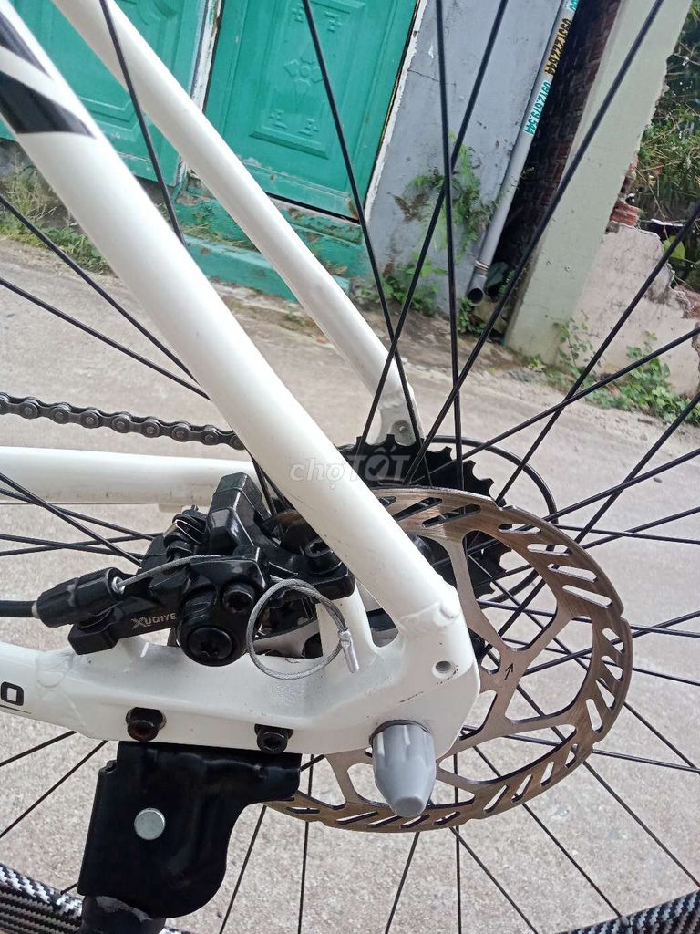 Xe đạp đường trường full nhôm mới 97%. Mua bán Xe đạp tại Quận Ngũ Hành Sơn Đà Nẵng được đăng bởi Gà Hay Non Nước hình 3