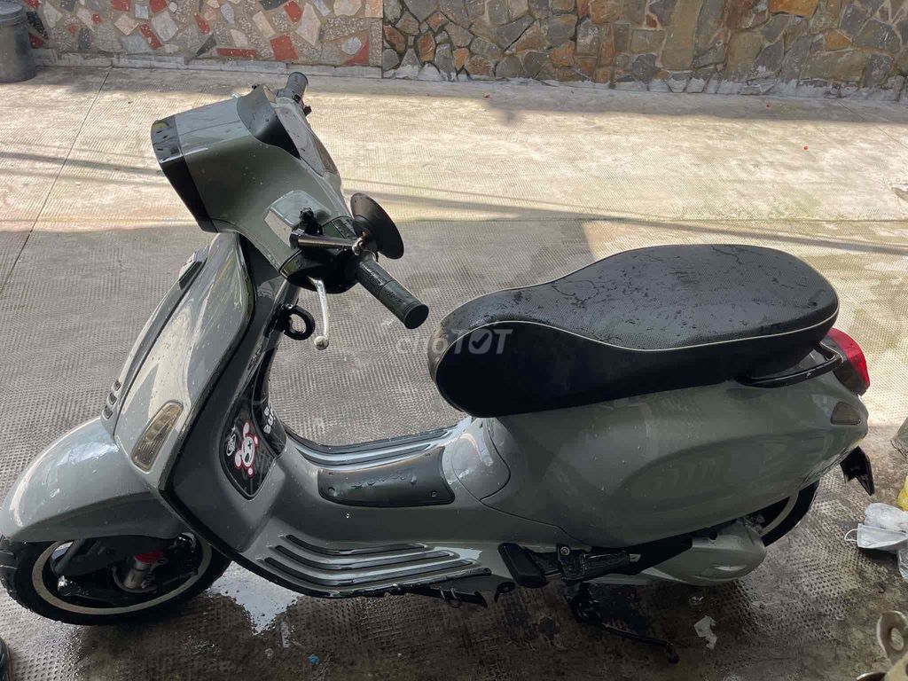 Piaggio Vespa Sprint ABS 2025 Xám 5600 km