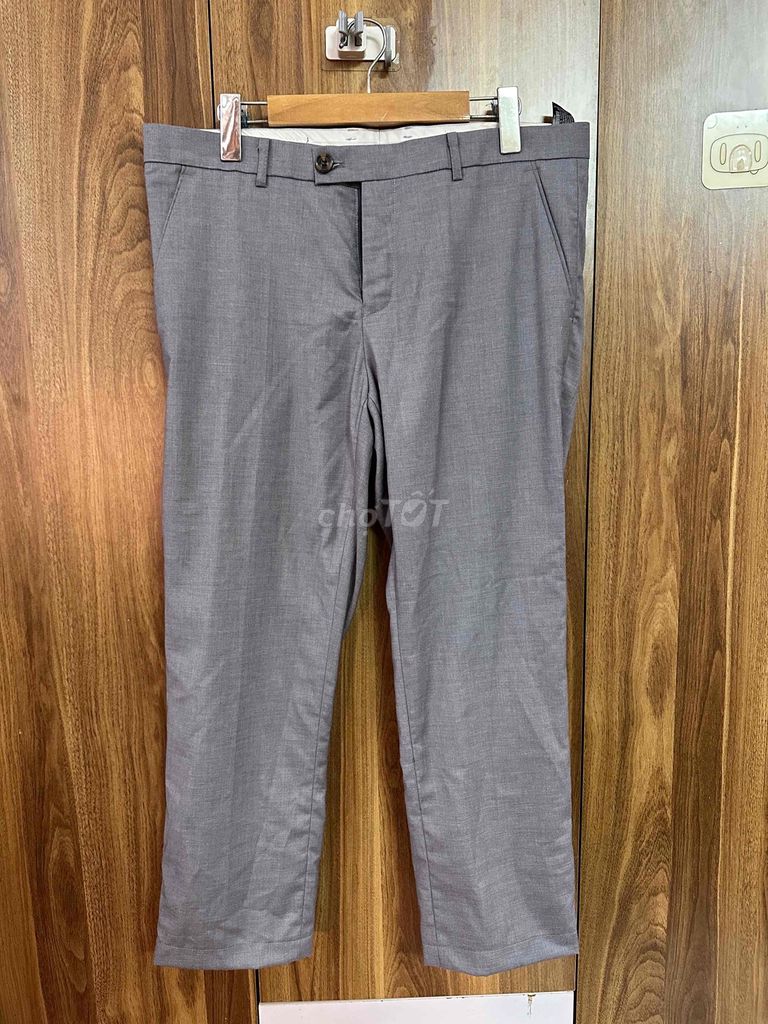 Quần âu Zara nam size 32-33 Mới. Mua bán Quần áo tại Quận Hai Bà Trưng Hà Nội được đăng bởi Tùng Nguyễn Hoàng hình 1