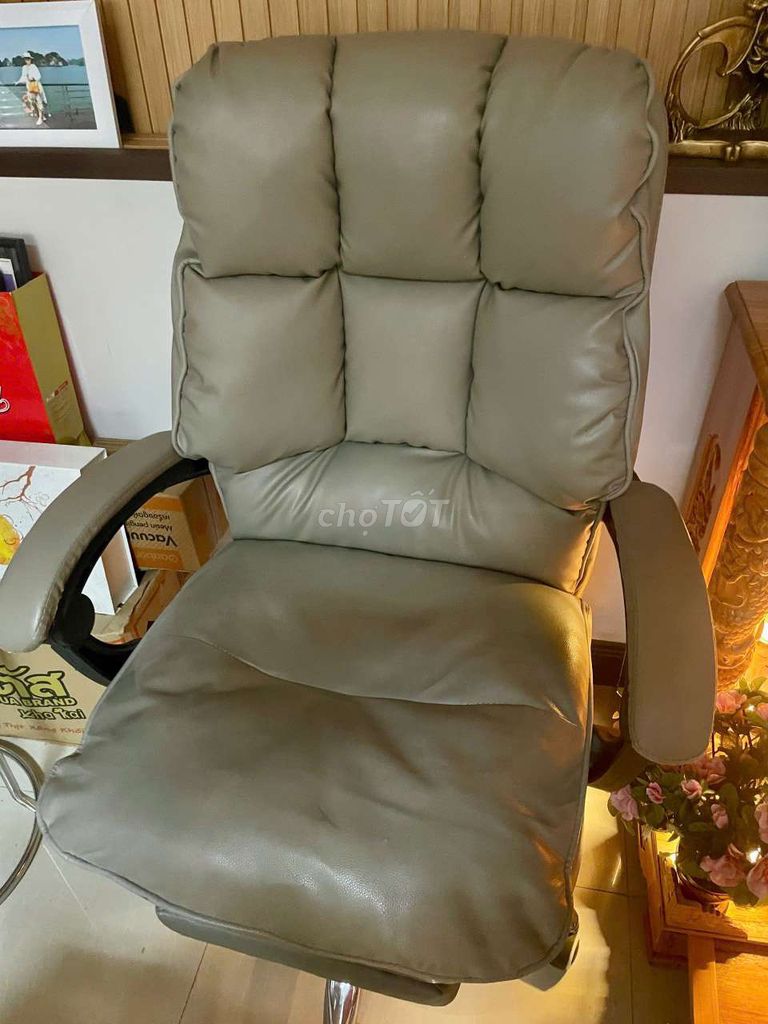 Ghế văn phòng Da PU Xám Đã dùng. Mua bán Bàn ghế tại Thành phố Long Xuyên An Giang được đăng bởi Thanh Nhã hình 1