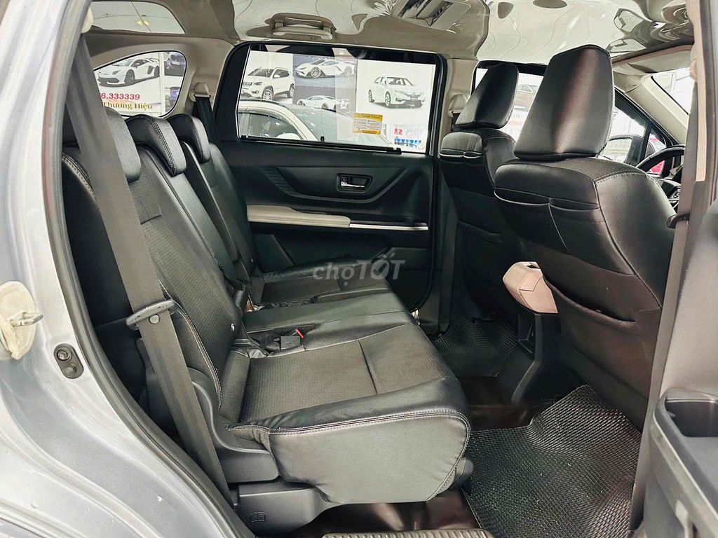 Toyota Veloz 1.5CVT  sx2023 một chủ  mua từ mới. Mua bán Ô tô tại Thành phố Thủ Dầu Một Bình Dương được đăng bởi TRUNG DƯƠNG AUTO  hình 11