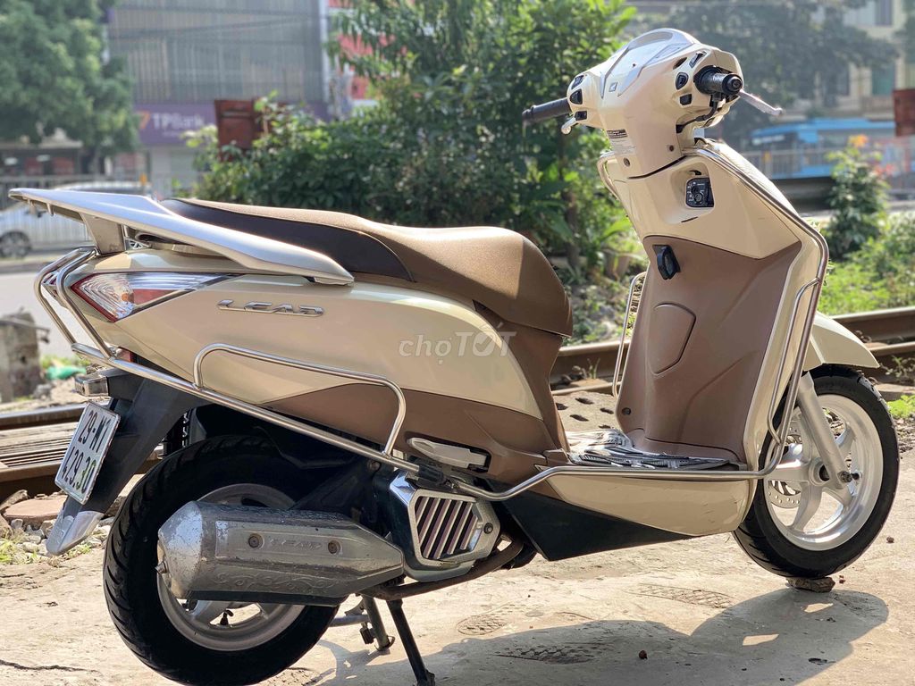 lead 125 dk 2015 xe nguyên bản,mộc đẹp. Mua bán Xe máy tại Huyện Thanh Trì Hà Nội được đăng bởi xe máy cũ chính hãng hình 8