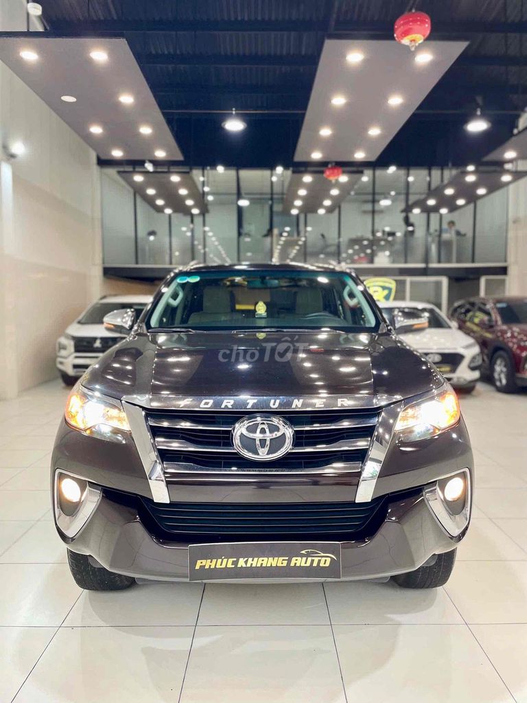 Toyota Fortuner 2018 odo chuẩn full lịch sử hãng. Mua bán Ô tô tại Quận Tân Phú Tp Hồ Chí Minh được đăng bởi Gia Nhi Phúc Khang Auto  hình 4