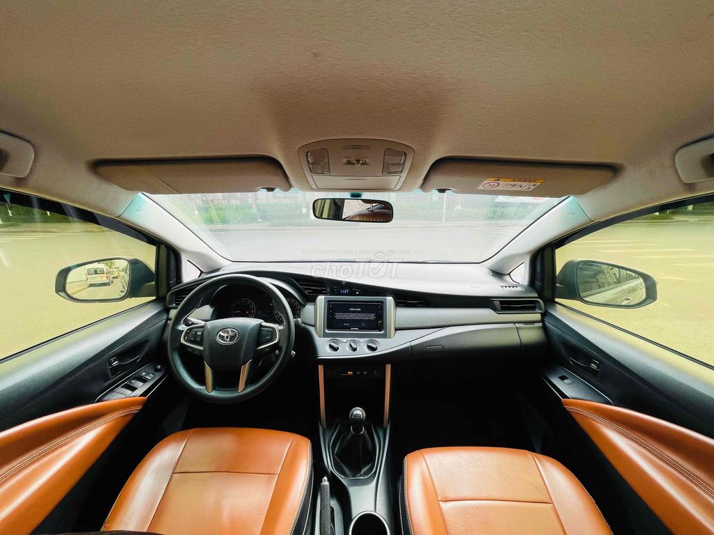 Toyota Innova 2021 E 2.0 MT - màu Đồng. Mua bán Ô tô tại Quận Cầu Giấy Hà Nội được đăng bởi CHỢ ÔTÔ CẦU GIẤY hình 12