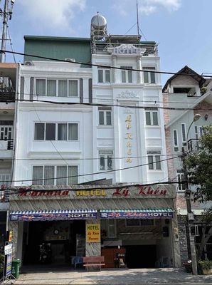 khách sạn Lý Khén logo