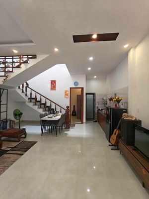 Аренда · 3 комн. · Quận Liên Chiểu, ул. Đường Hoàng Thị Loan