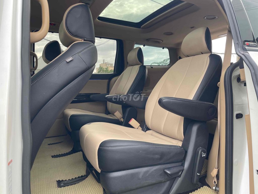 Kia Sedona 2016 2.2L DATH - 135000 km. Mua bán Ô tô tại Huyện Hóc Môn Tp Hồ Chí Minh được đăng bởi Phong hình 7