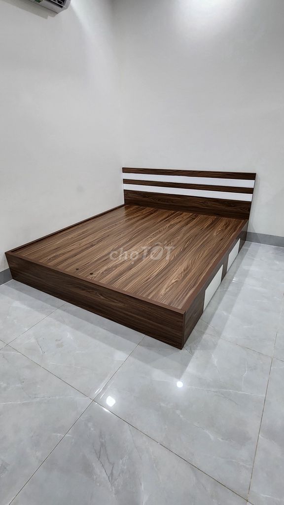 Giường ngủ Gỗ MDF cao cấp. Mua bán Giường, chăn ga gối nệm tại Thành phố Thủ Đức Tp Hồ Chí Minh được đăng bởi Nội Thất Quang Hùng hình 1
