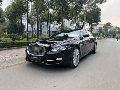 Jaguar XJL 2016 3.0L V6 Supercharged Đen. Mua bán Ô tô tại Quận Gò Vấp Tp Hồ Chí Minh được đăng bởi Trọng Thức