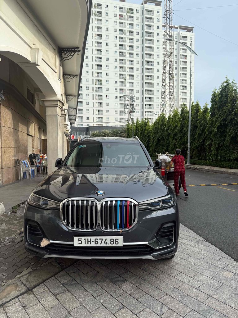 cần bán BMW X7 còn bh tới 6/2026 xe zin 100%. Mua bán Ô tô tại Quận 6 Tp Hồ Chí Minh được đăng bởi lê thành nhan hình 6