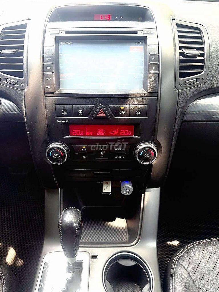 2013 GAT 4WD 2.4 - 138000 km. Mua bán Ô tô tại Quận 5 Tp Hồ Chí Minh được đăng bởi Triệu Phú  hình 16