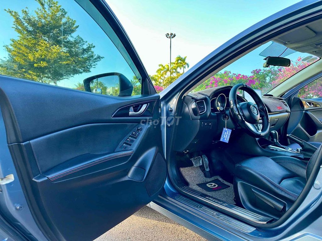 Mazda 3 2016 1.5 AT Sedan. Mua bán Ô tô tại Thành phố Tam Kỳ Quảng Nam được đăng bởi Xuân Vũ TAMKYCAR hình 15