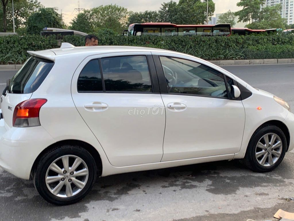 Toyota Yaris 1.3 AT nhập Nhật 2010. Mua bán Ô tô tại Quận Hoàng Mai Hà Nội được đăng bởi Thanh auto hình 6