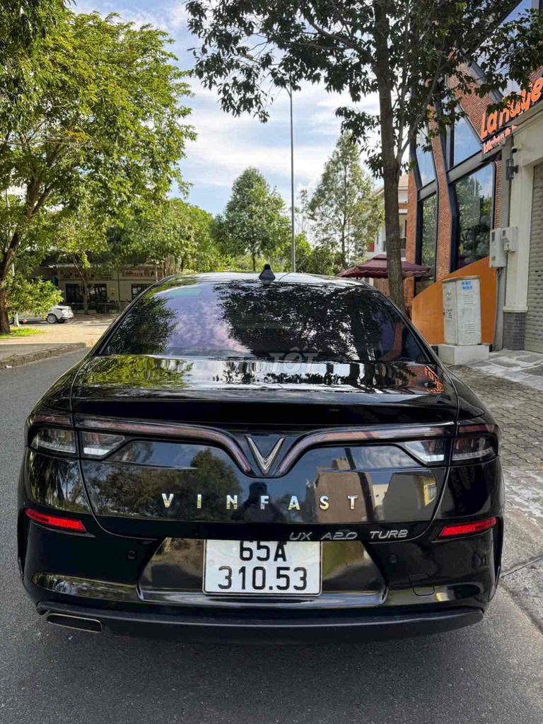 VinFast Lux A2.0 2021 - 68000 km. Mua bán Ô tô tại Quận Ninh Kiều Cần Thơ được đăng bởi Hồ Trường Huy Phong hình 12