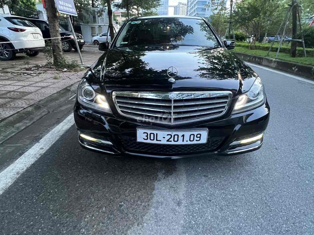 Mercedes Benz C Class 2011 C250. Mua bán Ô tô tại Quận Nam Từ Liêm Hà Nội được đăng bởi Chú Thắng  hình 11