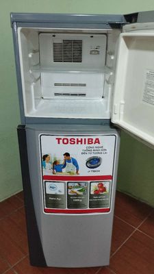 Tủ lạnh Toshiba 175l làm lạnh nhanh