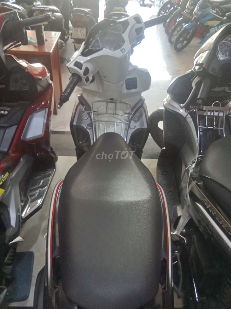 Bán xe trả góp hỗ trợ nợ xấu. Mua bán Xe máy tại Huyện Bình Chánh Tp Hồ Chí Minh được đăng bởi Xe Máy Tiến Phát hình 2