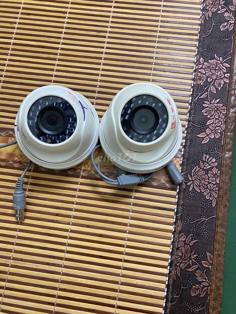 bán 2 cam hik dùng đầu ghi. Mua bán Máy ảnh, Máy quay tại undefined Thanh Hóa được đăng bởi Lê đình đạt hình 1