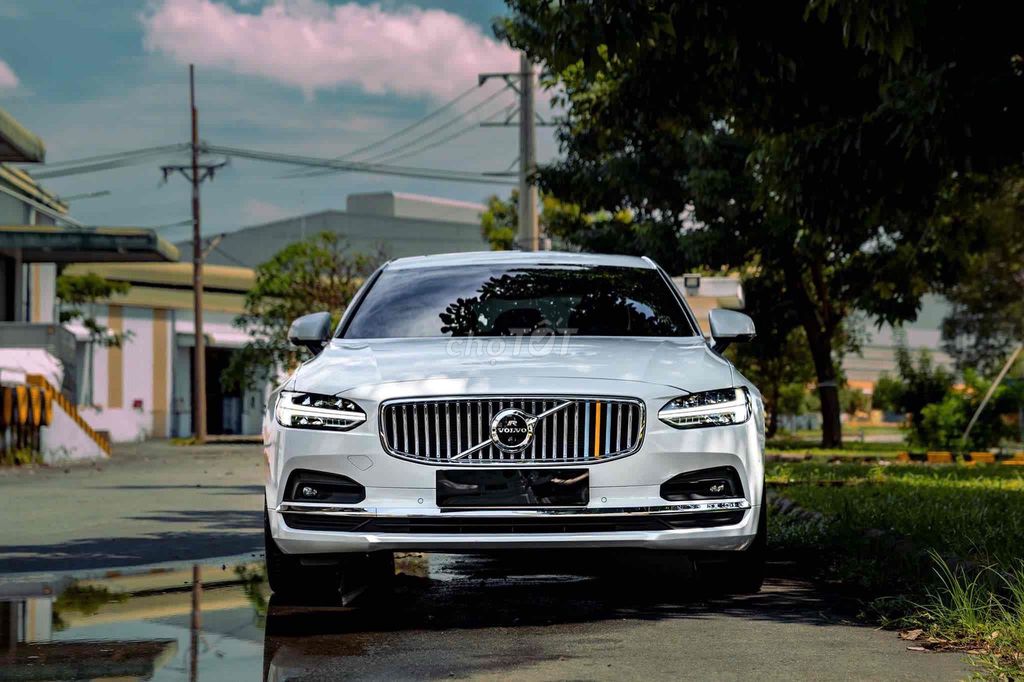 Volvo S90 2022 LWB Ultimate B6 AWD - Bank 90%. Mua bán Ô tô tại Quận 7 Tp Hồ Chí Minh được đăng bởi PHÁT ĐẠT LUXURY CAR hình 1