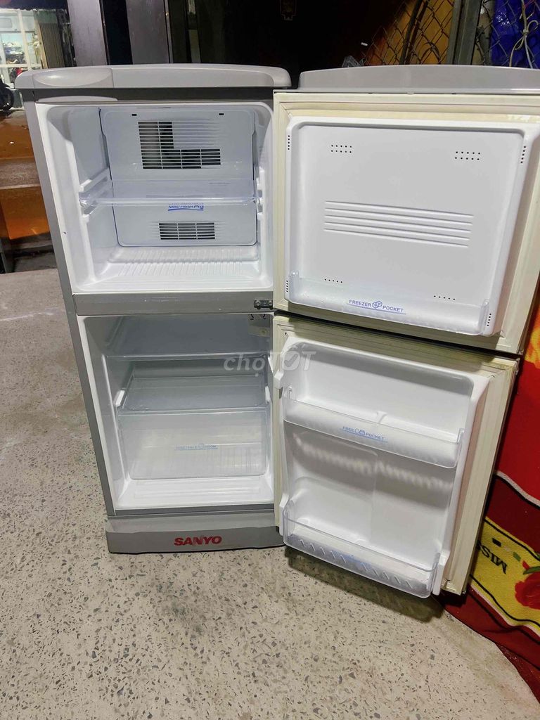 Tủ lạnh sanyo 120l