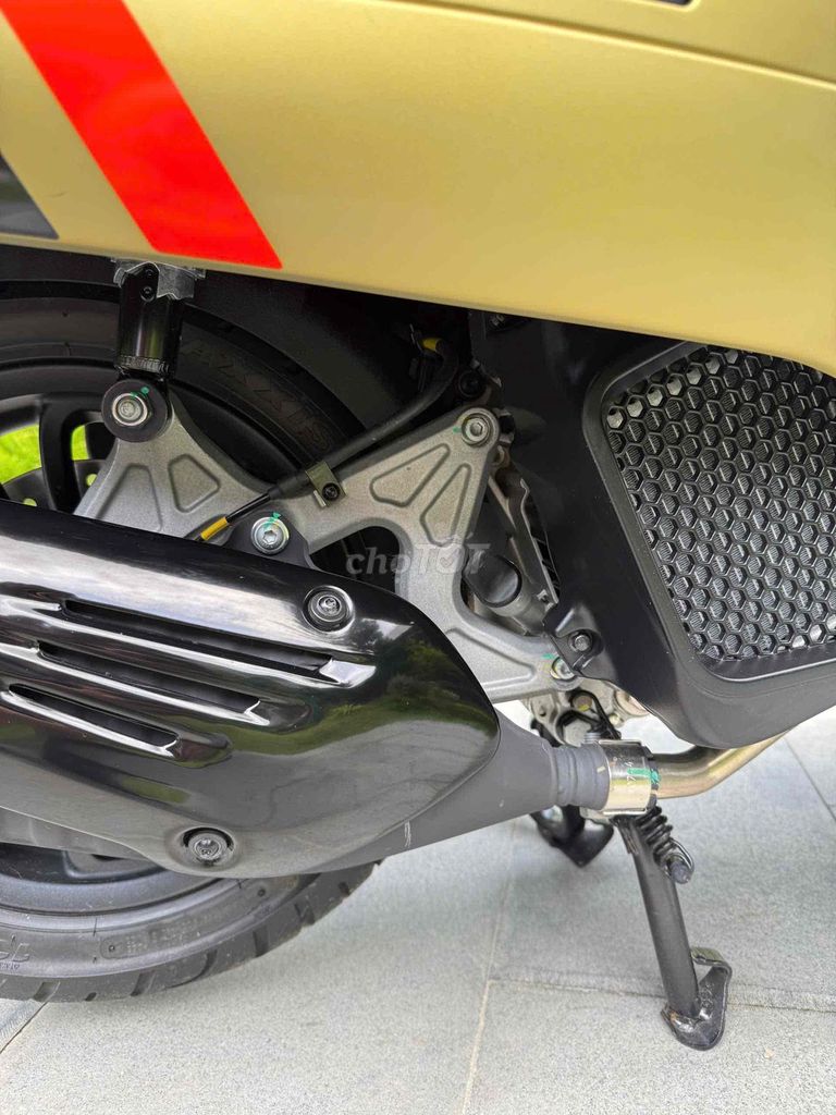 Vespa GTS Super Sport khoá Keyless mới chạy 300 km. Mua bán Xe máy tại Quận Cái Răng Cần Thơ được đăng bởi Cửa Hàng Xe Máy Quang Sang hình 9