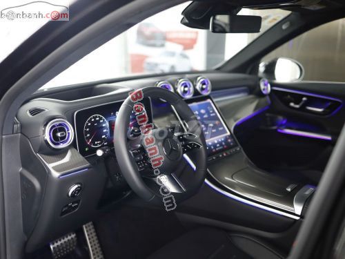 Mercedes Benz GLC 300 4Matic 2023. Mua bán Ô tô tại Quận 7 Tp Hồ Chí Minh được đăng bởi Hoàng Used Car hình 3