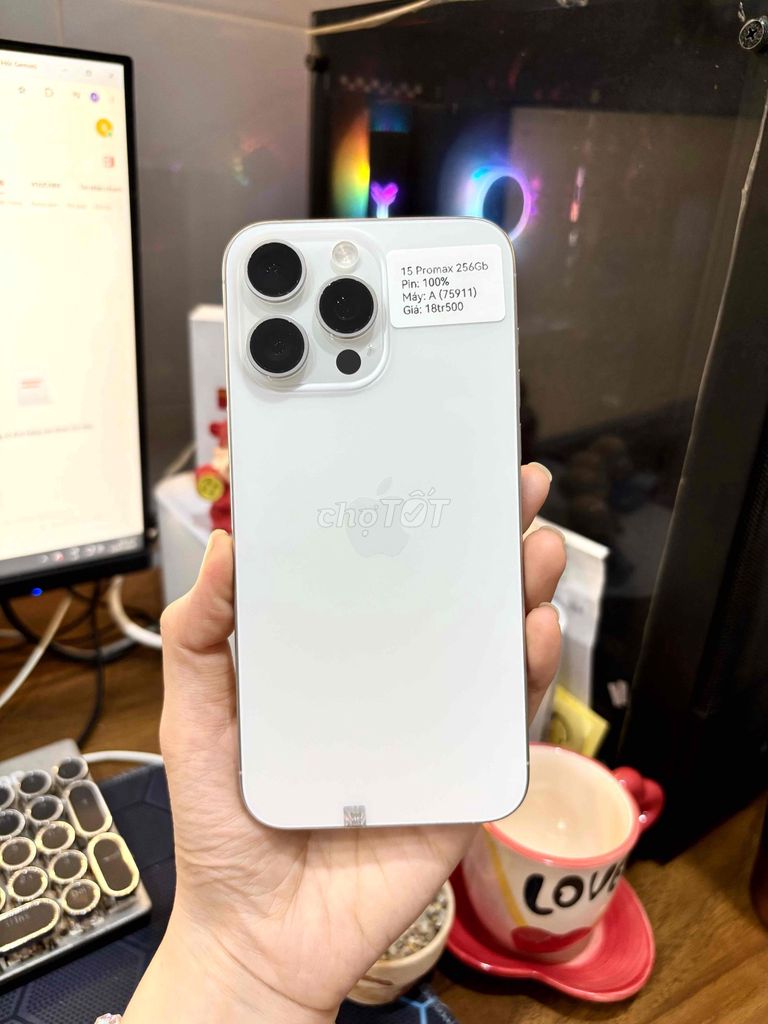 Apple iPhone 15 Pro Max 256GB Trắng 99%. Mua bán Điện thoại tại Huyện Hóc Môn Tp Hồ Chí Minh được đăng bởi SIRI STORE HCM hình 1