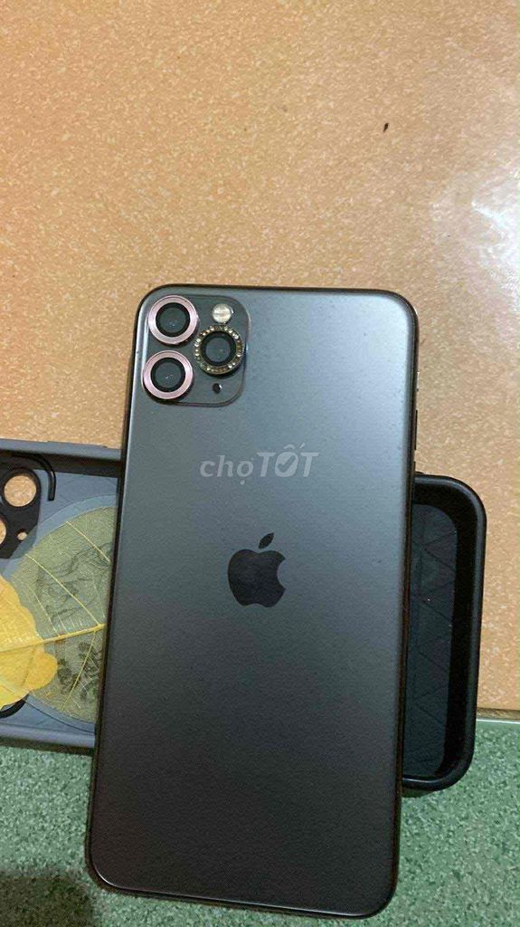 iPhone 11 Pro Max Xám. Mua bán Điện thoại tại Quận Sơn Trà Đà Nẵng được đăng bởi nam hình 1