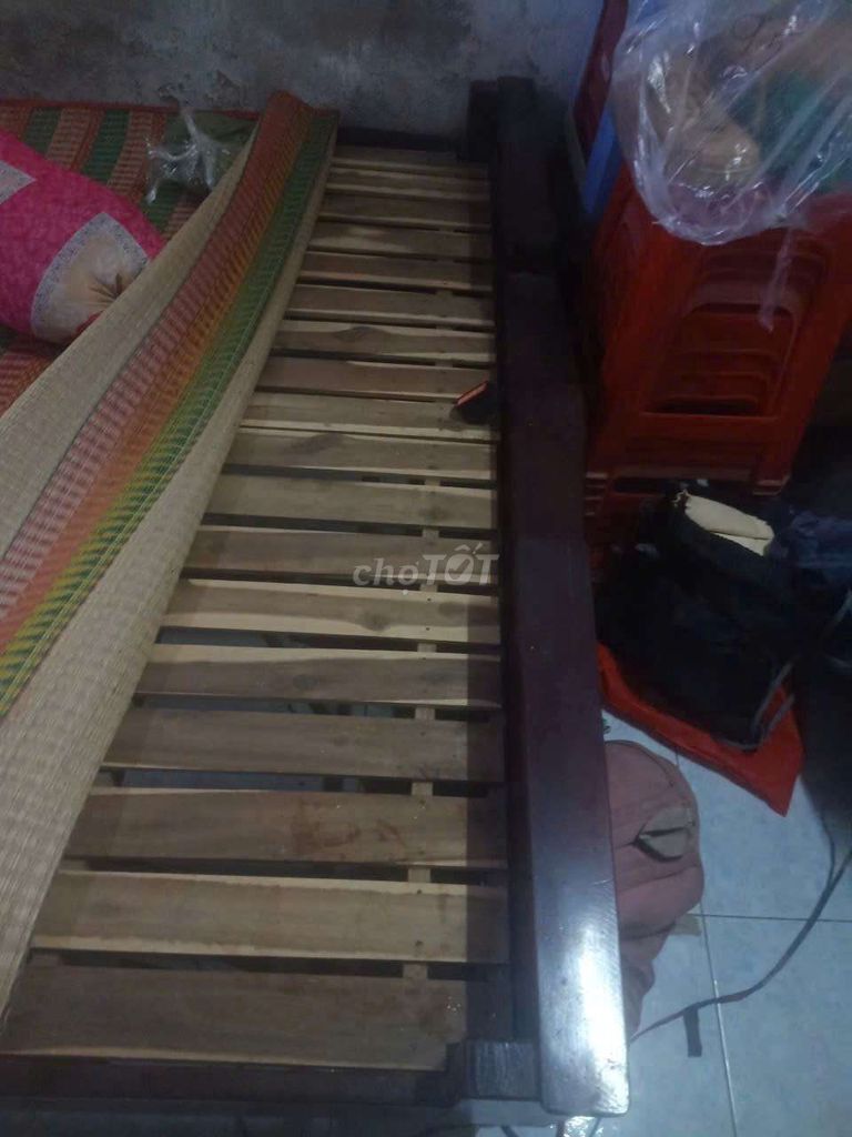 Giường hộp Gỗ Nâu. Mua bán Giường, chăn ga gối nệm tại Thành phố Vĩnh Long Vĩnh Long được đăng bởi Phạm Anh Tuấn  hình 1
