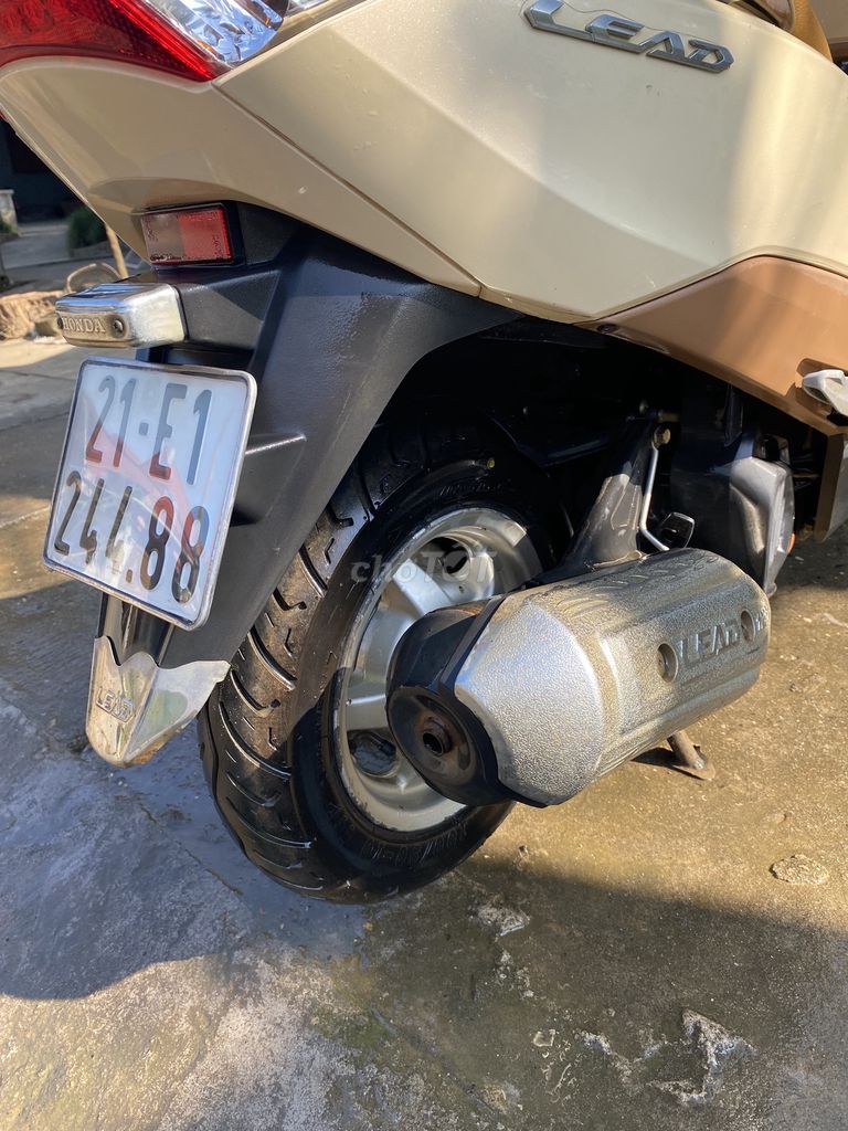 Xe k dùng đến cần bán xe chính chủ. Mua bán Xe máy tại Huyện Văn Yên Yên Bái được đăng bởi Chinh Xuân hình 2