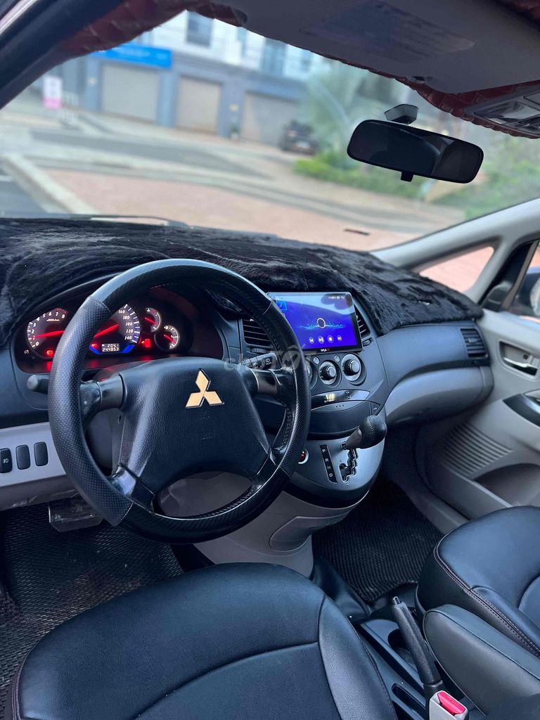 Mitsubishi Grandis 2005 2.4 AT - 125456 km. Mua bán Ô tô tại Thành phố Buôn Ma Thuột Đắk Lắk được đăng bởi manh hoàng  hình 9