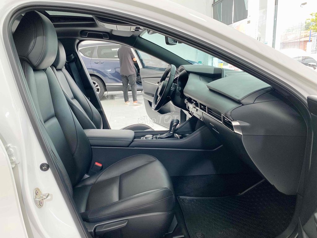 Mazda 3 2024 HB Sport Premium - 24000km. Mua bán Ô tô tại Thành phố Thủ Đức Tp Hồ Chí Minh được đăng bởi Quốc Nhẫn hình 7