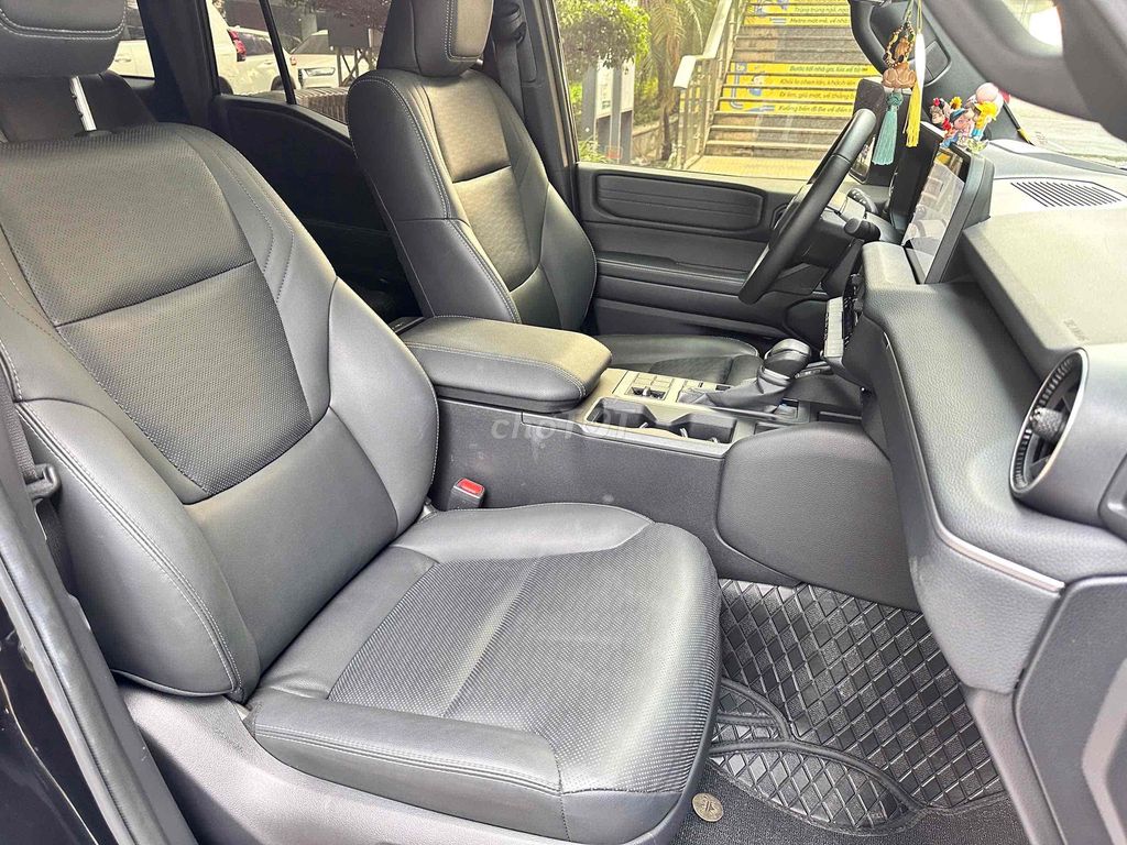 Toyota Landcruiser Prado LC250 2025 Черный 18 тыс. км