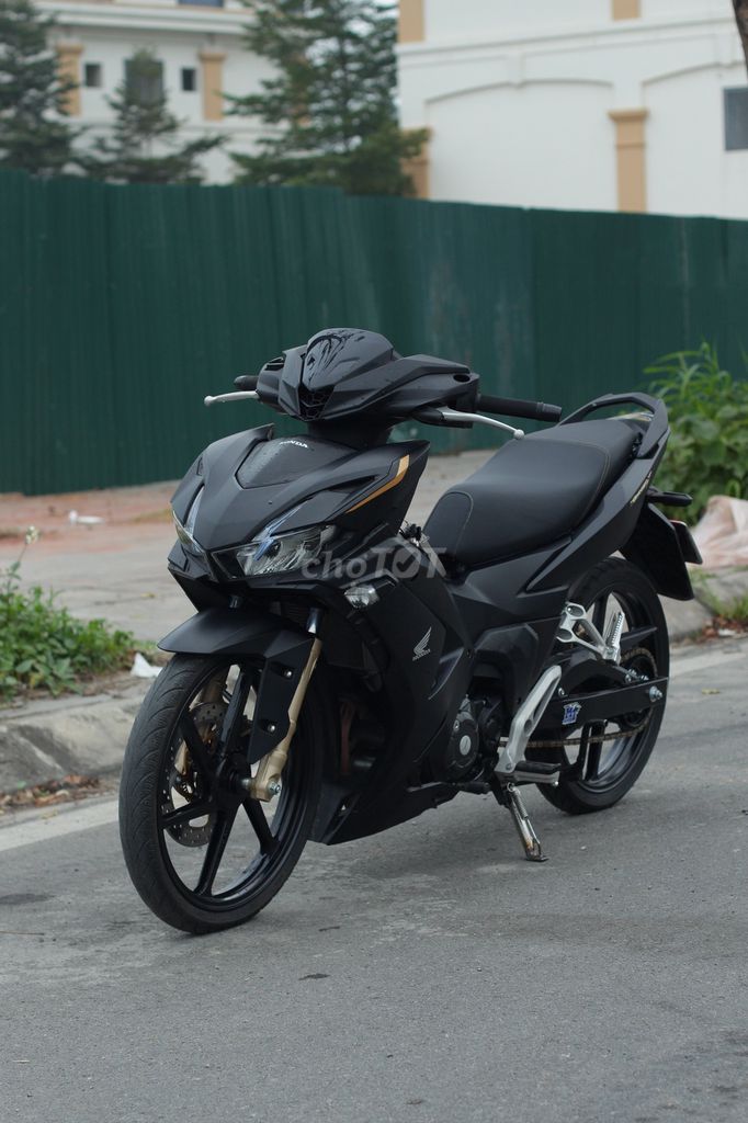 Cần bán winner v4 độ kiểng, mới đi 5000km. Mua bán Xe máy tại Quận Nam Từ Liêm Hà Nội được đăng bởi Thành hình 2