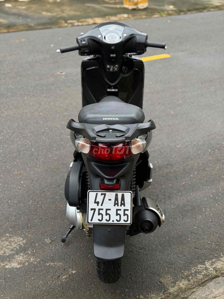 Honda SH Zzin 100%%. Mua bán Xe máy tại Thành phố Buôn Ma Thuột Đắk Lắk được đăng bởi Hoàng Quang hình 1