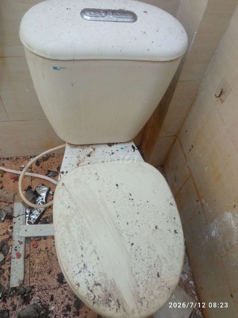 Bồn cầu Inax Trắng. Mua bán Thiết bị vệ sinh, nhà tắm tại Quận Tân Phú Tp Hồ Chí Minh được đăng bởi Tháo Dỡ Nhà An Phong Phát hình 1