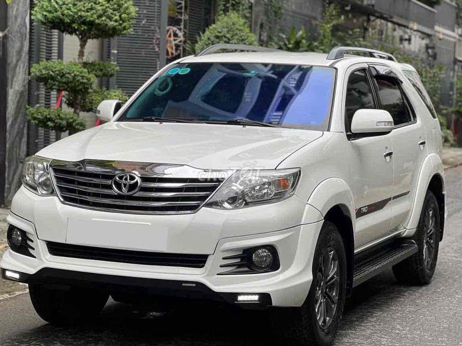 Toyota Fortuner TRD Sportivo 2016 4x2 AT. Mua bán Ô tô tại Quận Gò Vấp Tp Hồ Chí Minh được đăng bởi Ca Thị Thanh Huệ hình 1