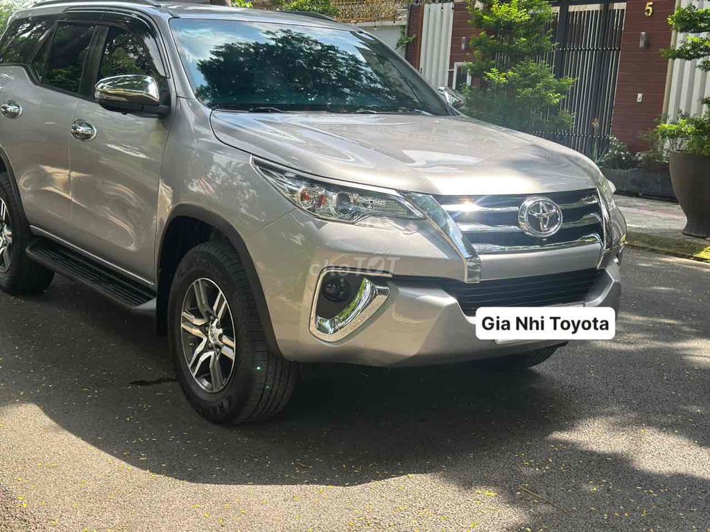 Toyota Fortuner 2018 2.4G 4x2 Full lịch sử xe đep. Mua bán Ô tô tại Quận 7 Tp Hồ Chí Minh được đăng bởi Gia Nhi Phúc Khang Auto  hình 2
