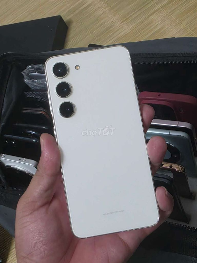 Samsung S23 256gb chính hãng. Mua bán Điện thoại tại Quận Ba Đình Hà Nội được đăng bởi Nguyễn Thanh Sơn hình 1
