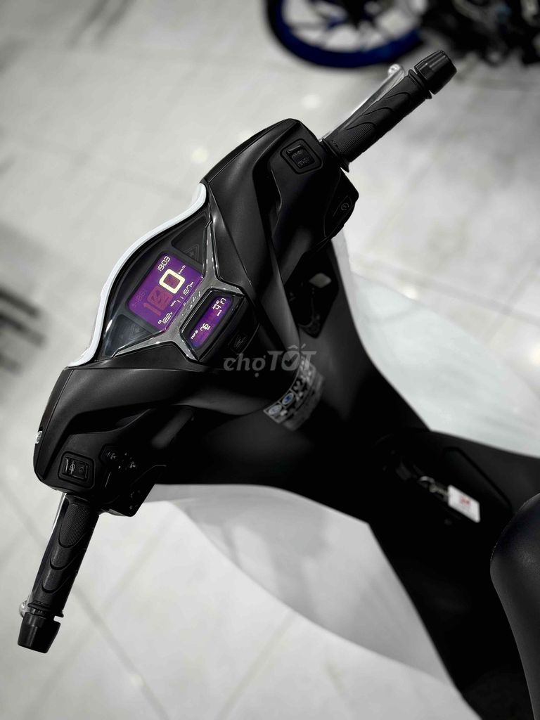 Sh125 2023 Lướt chính chủ ký ( Hỗ trợ Trả GÓP ) 🔥🔥. Mua bán Xe máy tại Thị xã Phú Mỹ Bà Rịa - Vũng Tàu được đăng bởi Cửa Hàng Xe Máy Phú Mỹ hình 14