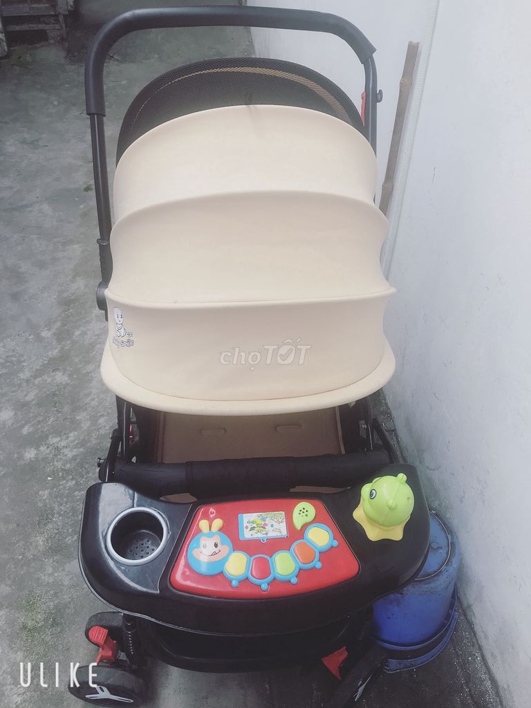 Xe đẩy cho bé 2 chiều