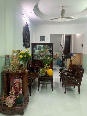 Nhà phố 100 m² · 8 PN · Đường An Dương Vương