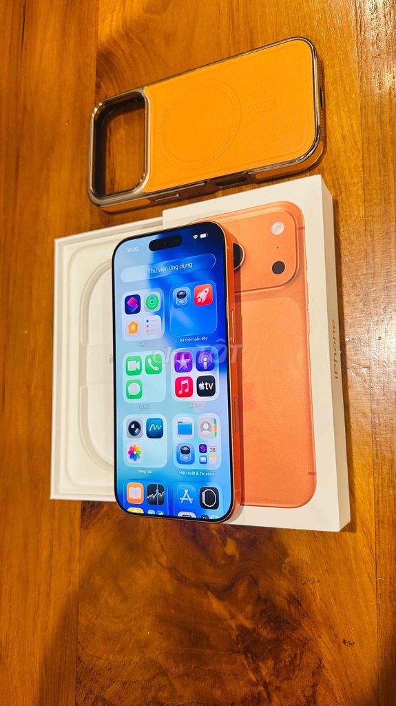 iPhone 17 Pro 256GB bản quốc tế like new 99%. Mua bán Điện thoại tại Thành phố Thủ Đức Tp Hồ Chí Minh được đăng bởi Anna hình 1