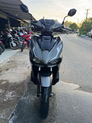 xe đẹp máy em zin.9chu gia alo. Mua bán Xe máy tại Huyện Phong Điền Cần Thơ được đăng bởi Thanh Dang Hoang