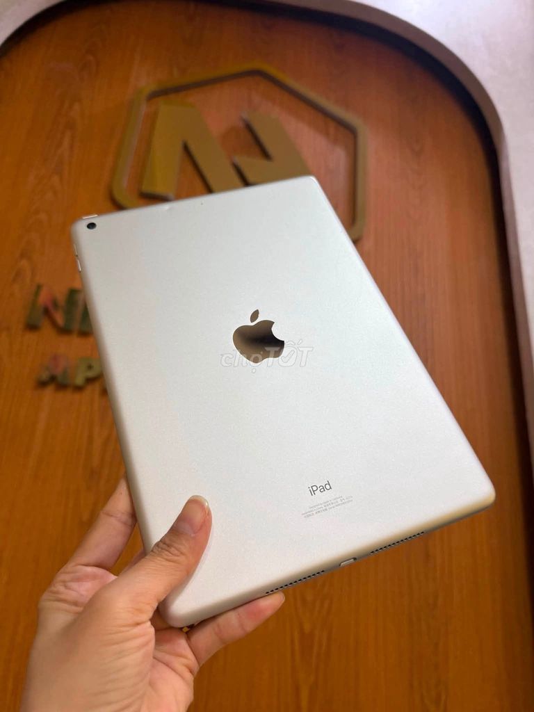 Apple iPad Gen 9 Wifi 64GB Trắng Mỹ 98.9%. Mua bán Máy tính bảng tại Quận Gò Vấp Tp Hồ Chí Minh được đăng bởi Nguyễn Thị Thu Hiền hình 1