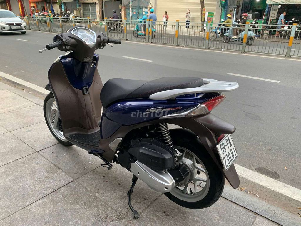 Honda SH mode 2015 mới 90% bstp chính chủ. Mua bán Xe máy tại Quận Tân Phú Tp Hồ Chí Minh được đăng bởi Tuanduy hình 4