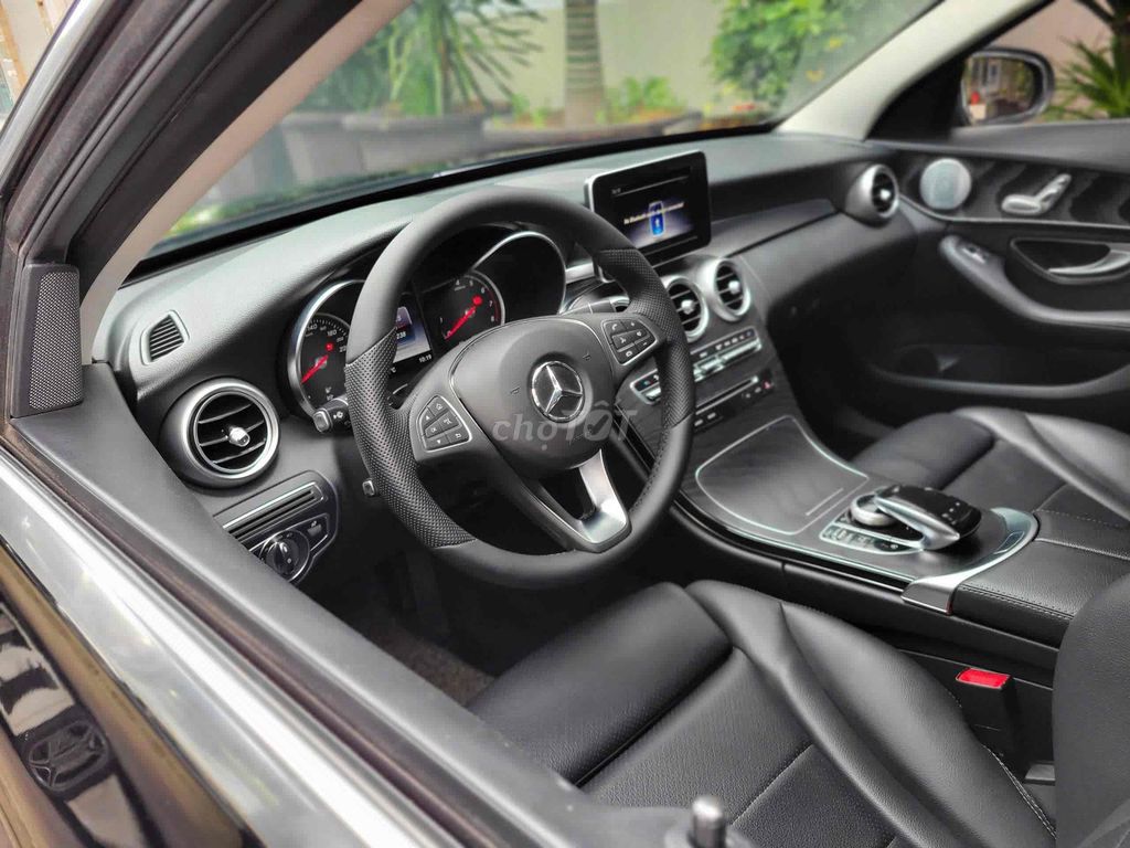 Mercedes Benz C Class 2018 C200 - 81000 km. Mua bán Ô tô tại Quận Gò Vấp Tp Hồ Chí Minh được đăng bởi Thức hình 8