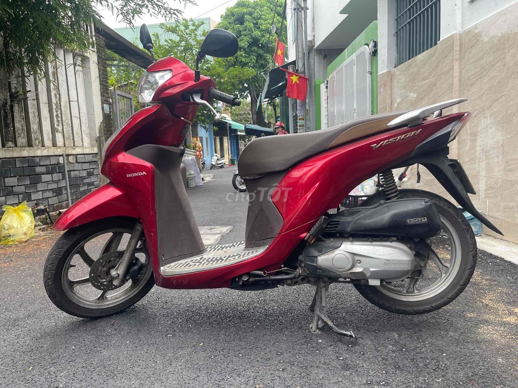 Cần bán xe Vision 2019 - Máy móc Nguyên rin. Mua bán Xe máy tại Quận Sơn Trà Đà Nẵng được đăng bởi Trang hình 2